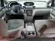 2015 Honda Odyssey EX z VIN 5FNRL5H40FB123262, wystawiony jako Copart lot #86698875 z przebiegiem 159 113 mil mil oraz Czysty tytuł • Clean title. Historia ofert i sprzedaży dostępna na DreamBid. Obrazek 8.