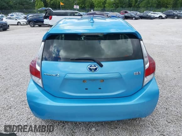 2015 Toyota Prius One z VIN JTDKDTB38F1110142, wystawiony jako IAAI lot #43032276 z przebiegiem Nie podano mil oraz . Historia ofert i sprzedaży dostępna na DreamBid. Obrazek 15.