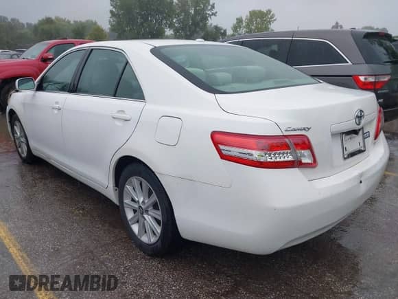 2011 Toyota Camry LE with VIN 4T1BF3EK9BU653145, listed as a IAAI auction lot 43300391 with 324,817 mi miles and . Bid and sale history available at DreamBid. Image 3.