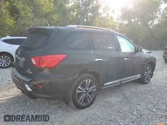 2017 Nissan Pathfinder Platinum with VIN 5N1DR2MM2HC606888, listed as a Copart auction lot 80041345 with 142,071 mi miles and Salvage title. Bid and sale history available at DreamBid. Image 3.