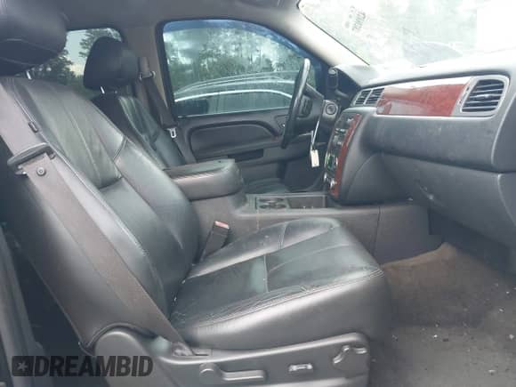 2011 Chevrolet Tahoe LT с VIN 1GNSCBE09BR204600, выставлен на аукционе IAAI как лот 42890287 с пробегом 255 163 миль миль и . История ставок и продаж доступна на DreamBid. Изображение 5.