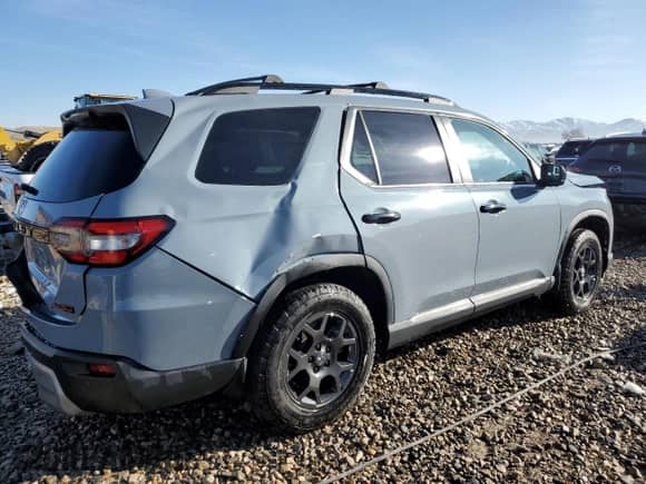 2023 Honda Pilot TrailSport с VIN 5FNYG1H62PB022686, выставлен на аукционе Copart как лот 48386585 с пробегом 32 095 миль миль и Списание • Salvage title. История ставок и продаж доступна на DreamBid. Изображение 3.