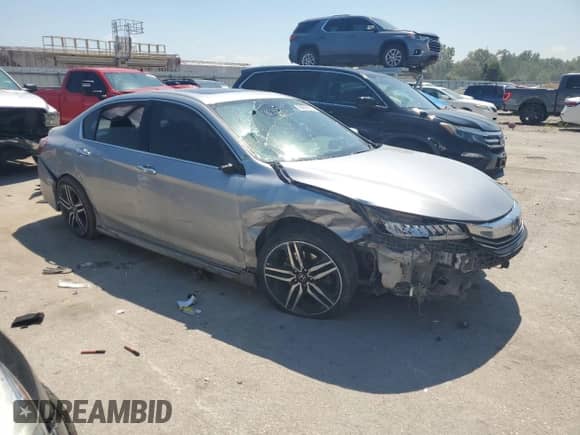 2017 Honda Accord Touring z VIN 1HGCR3F92HA038931, wystawiony jako Copart lot #69836615 z przebiegiem 145 045 mil mil oraz Szkoda całkowita • Salvage title. Historia ofert i sprzedaży dostępna na DreamBid. Obrazek 4.