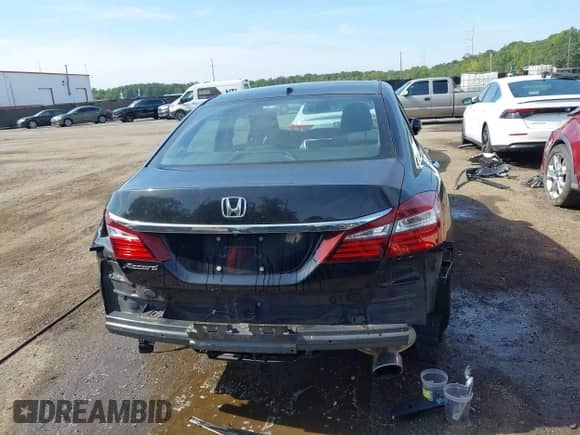 2017 Honda Accord EX-L with VIN 1HGCR2F99HA150894, listed as a IAAI auction lot 42938155 with 88,349 mi miles and . Bid and sale history available at DreamBid. Image 17.