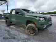 2022 Nissan Frontier SV z VIN 1N6ED1EJ9NN689559, wystawiony jako Copart lot #68588295 z przebiegiem 60 632 mil mil oraz Szkoda całkowita • Salvage title. Historia ofert i sprzedaży dostępna na DreamBid. Obrazek 4.