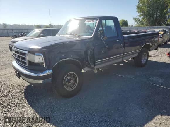 1994 Ford F-150 z VIN 1FTEF14N6RLB27492, wystawiony jako Copart lot #58404915 z przebiegiem 162 162 mil mil oraz Szkoda całkowita • Salvage title. Historia ofert i sprzedaży dostępna na DreamBid. Obrazek 1.
