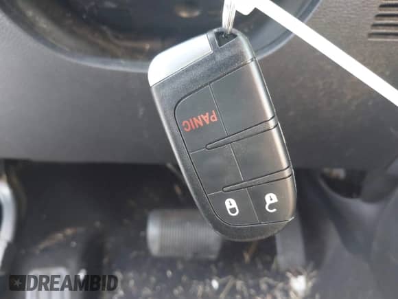 2019 Dodge Journey SE Value with VIN 3C4PDCAB4KT764234, listed as a IAAI auction lot 42731572 with 135,301 mi miles and . Bid and sale history available at DreamBid. Image 11.