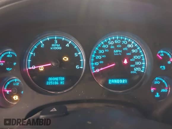 2007 GMC Sierra 1500 с VIN 2GTEK13Y671700496, выставлен на аукционе IAAI как лот 41233730 с пробегом 225 186 миль миль и . История ставок и продаж доступна на DreamBid. Изображение 7.