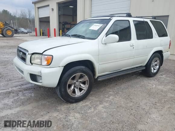 2004 Nissan Pathfinder SE z VIN JN8DR09Y64W905656, wystawiony jako IAAI lot #41507912 z przebiegiem 236 496 mil mil oraz . Historia ofert i sprzedaży dostępna na DreamBid. Obrazek 2.