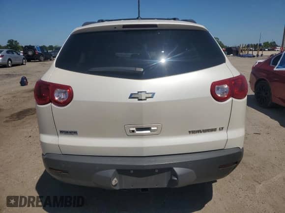 2011 Chevrolet Traverse 2LT z VIN 1GNKRJEDXBJ396040, wystawiony jako Copart lot #52734835 z przebiegiem 190 698 mil mil oraz Szkoda całkowita • Salvage title. Historia ofert i sprzedaży dostępna na DreamBid. Obrazek 6.