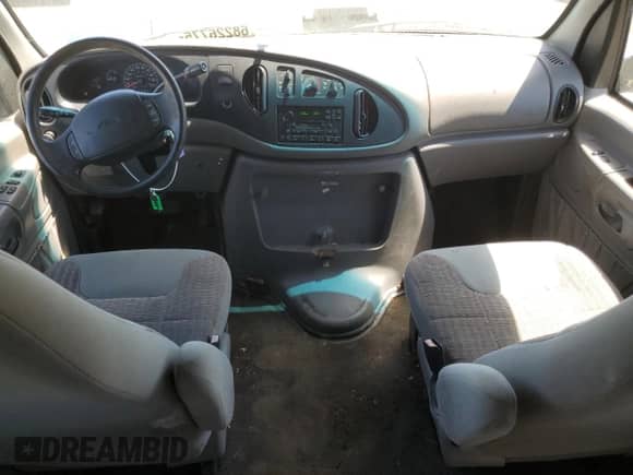 1998 Ford Econoline Cargo с VIN 1FMRE1167WHA90707, выставлен на аукционе Copart как лот 68226775 с пробегом 67 033 миль миль и Чистый • Clean title. История ставок и продаж доступна на DreamBid. Изображение 8.