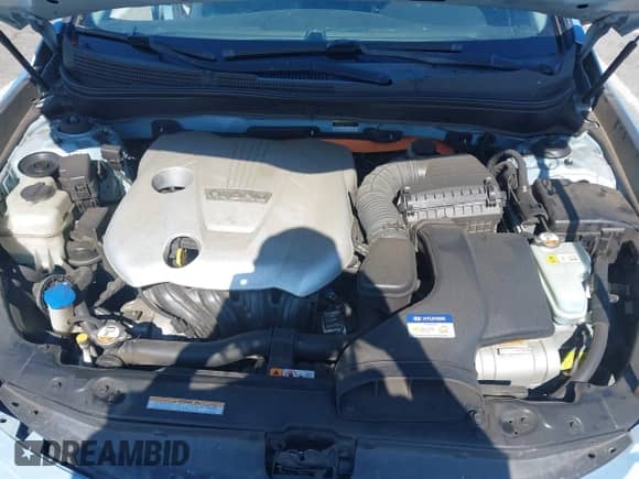 2011 Hyundai Sonata Hybrid with VIN KMHEC4A42BA015551, listed as a IAAI auction lot 42664847 with 165,102 mi miles and . Bid and sale history available at DreamBid. Image 10.