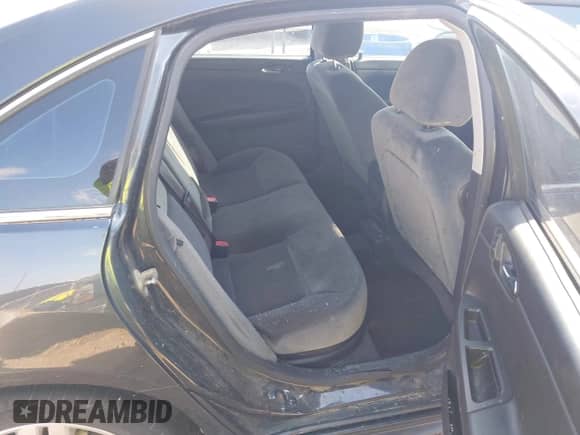 2015 Chevrolet Impala LT with VIN 2G1WB5E3XF1145136, listed as a IAAI auction lot 43484902 with 201,771 mi miles and . Bid and sale history available at DreamBid. Image 8.