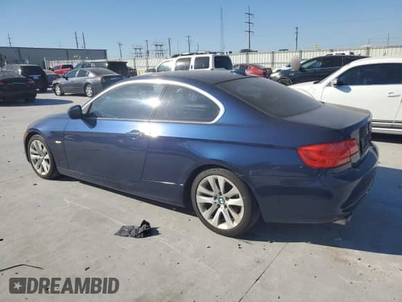 2011 BMW 3 Series 328i с VIN WBAKE5C51BE573684, выставлен на аукционе Copart как лот 87051275 с пробегом 146 599 миль миль и Чистый • Clean title. История ставок и продаж доступна на DreamBid. Изображение 2.