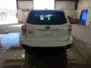 2018 Subaru Forester Premium с VIN JF2SJAGC8JH611412, выставлен на аукционе Copart как лот 86700705 с пробегом 125 125 миль миль и Списание • Salvage title. История ставок и продаж доступна на DreamBid. Изображение 6.