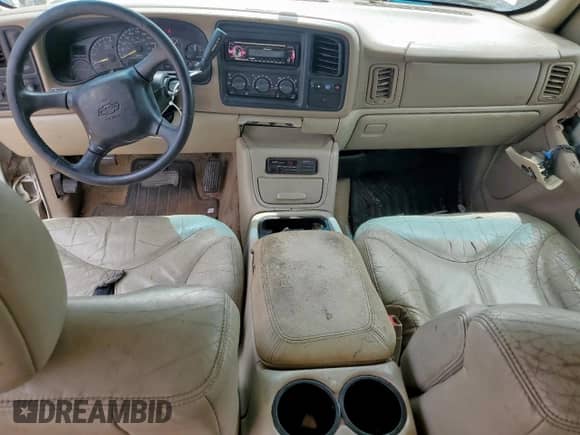 2001 Chevrolet Suburban LT with VIN 1GNEC16T11J223039, listed as a Copart auction lot 66936905 with 227,887 mi miles and Salvage title. Bid and sale history available at DreamBid. Image 8.