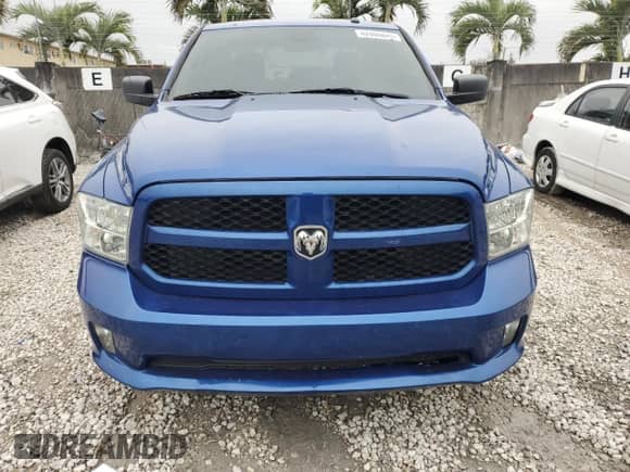 2018 Ram 1500 Express z VIN 3C6RR6KG2JG249849, wystawiony jako Copart lot #42008845 z przebiegiem Nie podano mil oraz Nie do naprawy • Non repairable. Historia ofert i sprzedaży dostępna na DreamBid. Obrazek 5.