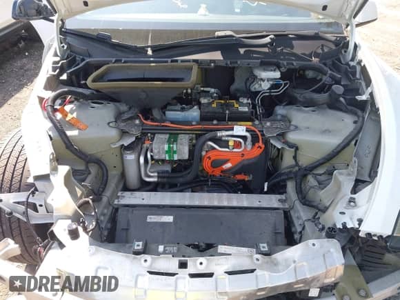 2020 Tesla Model Y Long Range с VIN 5YJYGDEE8LF035966, выставлен на аукционе IAAI как лот 43148128 с пробегом 107 508 миль миль и . История ставок и продаж доступна на DreamBid. Изображение 10.