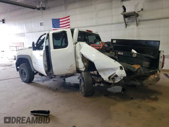 2008 Chevrolet Silverado 2500HD LTZ with VIN 1GCHK29628E214826, listed as a Copart auction lot 69103175 with 367,303 mi miles and Clean title. Bid and sale history available at DreamBid. Image 2.