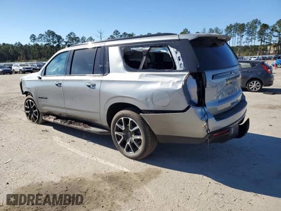 2023 Chevrolet Suburban RST с VIN 1GNSKEKD0PR540817, выставлен на аукционе Copart как лот 87914325 с пробегом 26 630 миль миль и Списание • Salvage title. История ставок и продаж доступна на DreamBid. Изображение 2.