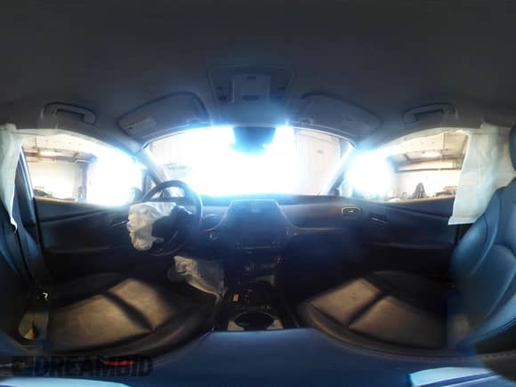 2019 Toyota Prius LE с VIN JTDL9RFU4K3002210, выставлен на аукционе IAAI как лот 42386589 с пробегом 126 389 миль миль и . История ставок и продаж доступна на DreamBid. Изображение 19.