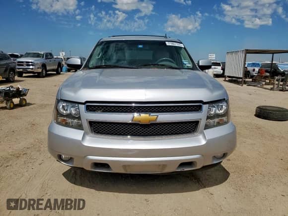 2013 Chevrolet Tahoe LT с VIN 1GNSCBE08DR296642, выставлен на аукционе Copart как лот 71807725 с пробегом 139 557 миль миль и Списание • Salvage title. История ставок и продаж доступна на DreamBid. Изображение 5.