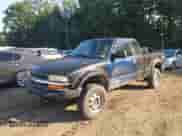 2000 Chevrolet S-10 LS ZR2 с VIN 1GCCT19W4Y8242093, выставлен на аукционе IAAI как лот 42665970 с пробегом 173 161 миль миль и . История ставок и продаж доступна на DreamBid. Изображение 2.