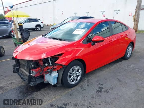 2019 Chevrolet Cruze z VIN 1G1BJ5SM5K7106904, wystawiony jako IAAI lot #42227518 z przebiegiem 91 946 mil mil oraz . Historia ofert i sprzedaży dostępna na DreamBid. Obrazek 18.