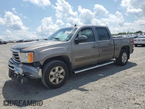2013 GMC Sierra 1500 SLT с VIN 3GTP2WE76DG313539, выставлен на аукционе Copart как лот 65190795 с пробегом 233 567 миль миль и Списание • Salvage title. История ставок и продаж доступна на DreamBid. Изображение 1.