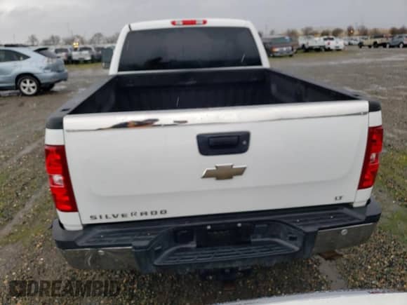 2011 Chevrolet Silverado 2500HD LT with VIN 1GC2KXCG1BZ106296, listed as a Copart auction lot 86207964 with 284,049 mi miles and Salvage title. Bid and sale history available at DreamBid. Image 6.