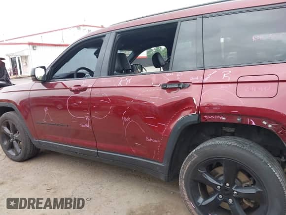 2023 Jeep Grand Cherokee Altitude with VIN 1C4RJKAG4P8879011, listed as a IAAI auction lot 42416320 with 52,998 mi miles and . Bid and sale history available at DreamBid. Image 14.