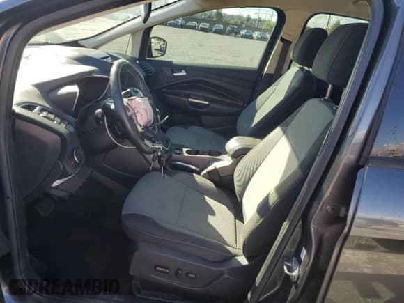 2017 Ford C-Max SE с VIN 1FADP5EUXHL104811, выставлен на аукционе Copart как лот 82498685 с пробегом 158 124 миль миль и Списание • Salvage title. История ставок и продаж доступна на DreamBid. Изображение 7.