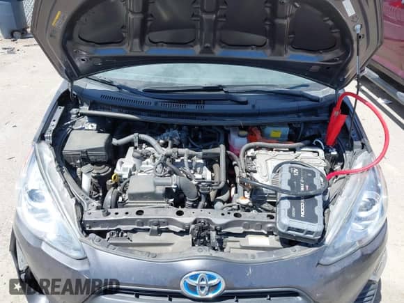 2016 Toyota Prius One z VIN JTDKDTB37G1134269, wystawiony jako IAAI lot #42040779 z przebiegiem 38 443 mil mil oraz . Historia ofert i sprzedaży dostępna na DreamBid. Obrazek 10.