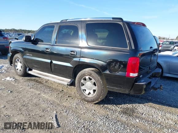 2006 Cadillac Escalade с VIN 1GYEC63N06R139020, выставлен на аукционе IAAI как лот 41399221 с пробегом 241 893 миль миль и . История ставок и продаж доступна на DreamBid. Изображение 3.
