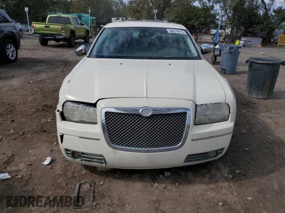 2008 Chrysler 300 Touring с VIN 2C3LA53G88H139160, выставлен на аукционе Copart как лот 86878475 с пробегом 171 122 миль миль и Списание • Salvage title. История ставок и продаж доступна на DreamBid. Изображение 5.