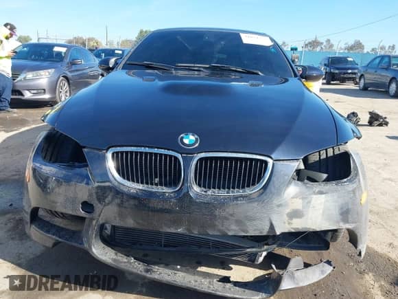 2013 BMW M3 с VIN WBSDX9C5XDE786092, выставлен на аукционе IAAI как лот 41871257 с пробегом 61 075 миль миль и . История ставок и продаж доступна на DreamBid. Изображение 13.