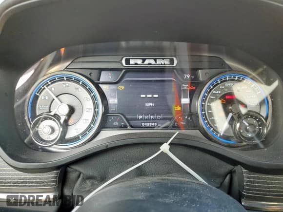 2020 Ram 1500 Limited с VIN 1C6SRFHTXLN191019, выставлен на аукционе Copart как лот 81400315 с пробегом 42 245 миль миль и Списание • Salvage title. История ставок и продаж доступна на DreamBid. Изображение 9.