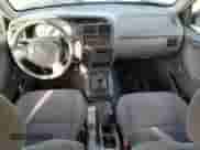 2001 Chevrolet Tracker с VIN 2CNBJ13C416958015, выставлен на аукционе Copart как лот 71782984 с пробегом 220 460 миль миль и Списание • Salvage title. История ставок и продаж доступна на DreamBid. Изображение 8.