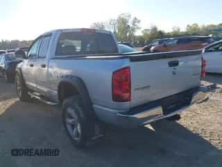 2007 Dodge 1500 SLT с VIN 1D7HU18257S227305, выставлен на аукционе IAAI как лот 43344423 с пробегом 200 951 миль миль и . История ставок и продаж доступна на DreamBid. Изображение 3.