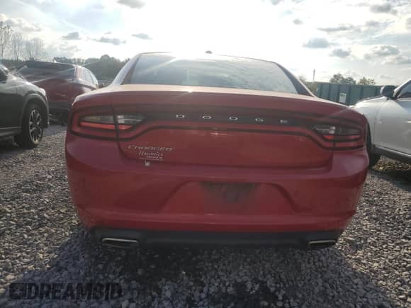 2015 Dodge Charger SE with VIN 2C3CDXBG4FH729518, listed as a Copart auction lot 85353305 with 140,467 mi miles and Salvage title. Bid and sale history available at DreamBid. Image 6.