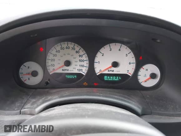 2005 Dodge Caravan SXT with VIN 1D4GP45R15B222828, listed as a IAAI auction lot 42045557 with 98,059 mi miles and . Bid and sale history available at DreamBid. Image 7.