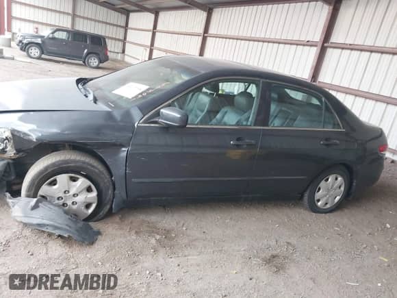 2004 Honda Accord EX с VIN 1HGCM66814A075387, выставлен на аукционе IAAI как лот 43172758 с пробегом 190 505 миль миль и . История ставок и продаж доступна на DreamBid. Изображение 14.