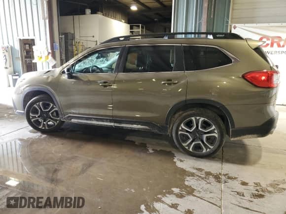 2024 Subaru Ascent Limited с VIN 4S4WMAUD3R3402345, выставлен на аукционе Copart как лот 65328295 с пробегом 15 901 миль миль и Списание • Salvage title. История ставок и продаж доступна на DreamBid. Изображение 2.