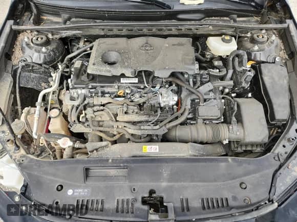 2025 Toyota Camry LE z VIN 4T1DAACK0SU598941, wystawiony jako Copart lot #85748905 z przebiegiem 20 722 mil mil oraz Czysty tytuł • Clean title. Historia ofert i sprzedaży dostępna na DreamBid. Obrazek 11.