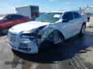 2013 Chrysler 300 C с VIN 2C3CCAET4DH641171, выставлен на аукционе IAAI как лот 43354589 с пробегом 191 295 миль миль и . История ставок и продаж доступна на DreamBid. Изображение 2.