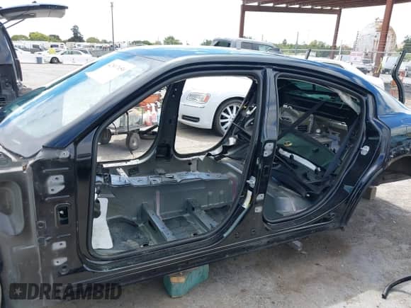 2021 Dodge Charger SRT Hellcat Redeye Widebody with VIN 2C3CDXL9XMH623023, listed as a IAAI auction lot 42807050 with Not provided miles and . Bid and sale history available at DreamBid. Image 14.