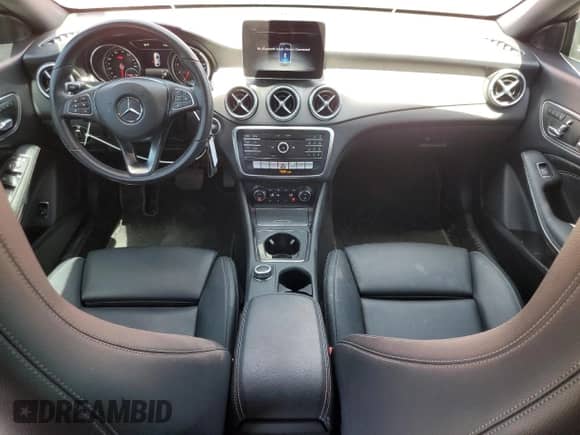 2019 Mercedes-Benz CLA 250 с VIN WDDSJ4EB6KN752191, выставлен на аукционе Copart как лот 64494575 с пробегом 68 978 миль миль и Списание • Salvage title. История ставок и продаж доступна на DreamBid. Изображение 8.