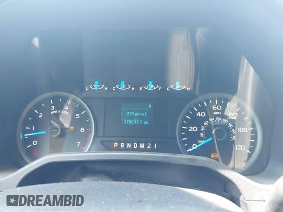 2017 Ford F-150 XL z VIN 1FTFW1EF5HFA02153, wystawiony jako IAAI lot #43202722 z przebiegiem 178 997 mil mil oraz . Historia ofert i sprzedaży dostępna na DreamBid. Obrazek 7.