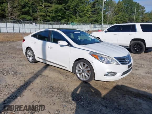 2014 Hyundai Azera Limited с VIN KMHFH4JG8EA410855, выставлен на аукционе IAAI как лот 43187258 с пробегом 184 228 миль миль и . История ставок и продаж доступна на DreamBid. Изображение 1.