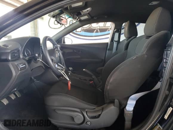 2020 Hyundai Veloster с VIN KMHT36AH7LU005264, выставлен на аукционе Copart как лот 64515745 с пробегом 63 302 миль миль и Списание • Salvage title. История ставок и продаж доступна на DreamBid. Изображение 7.